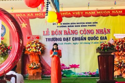 Lễ đón bằng công nhận trường chuẩn quốc gia